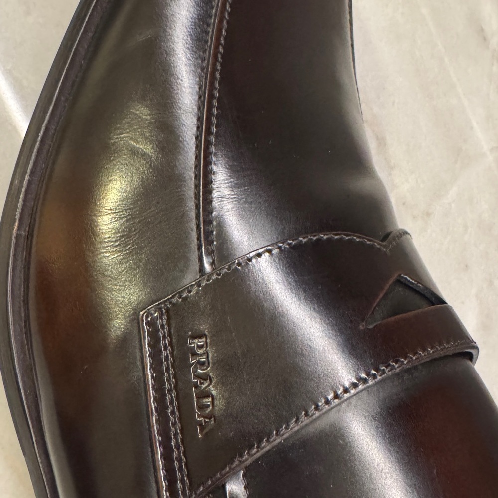 Prada Men's Dark brown Leather Loafers worn twice . prada size 10 in america 11 - Picture 4 of 5
